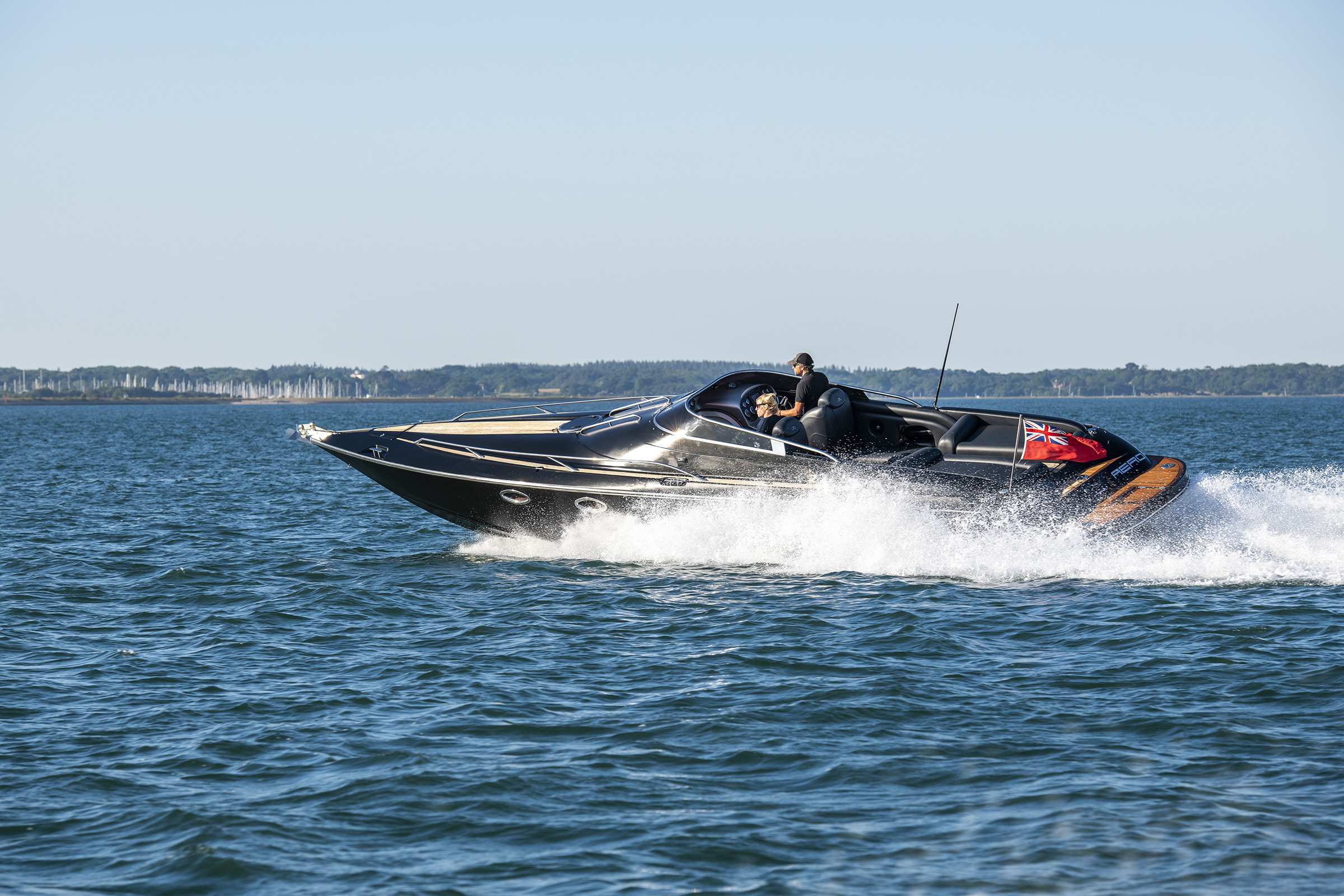 Visit the Isle of Wights with AERO Power Boat Charters Lymington